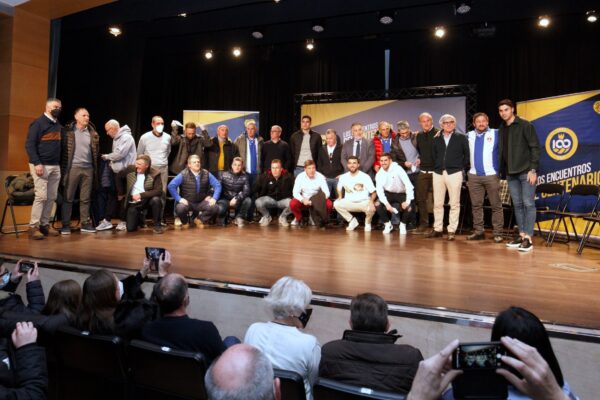 La Asociación de Veteranos de la S.D. Ponferradina, galardonada con el 36º Botillo de Oro (2022)